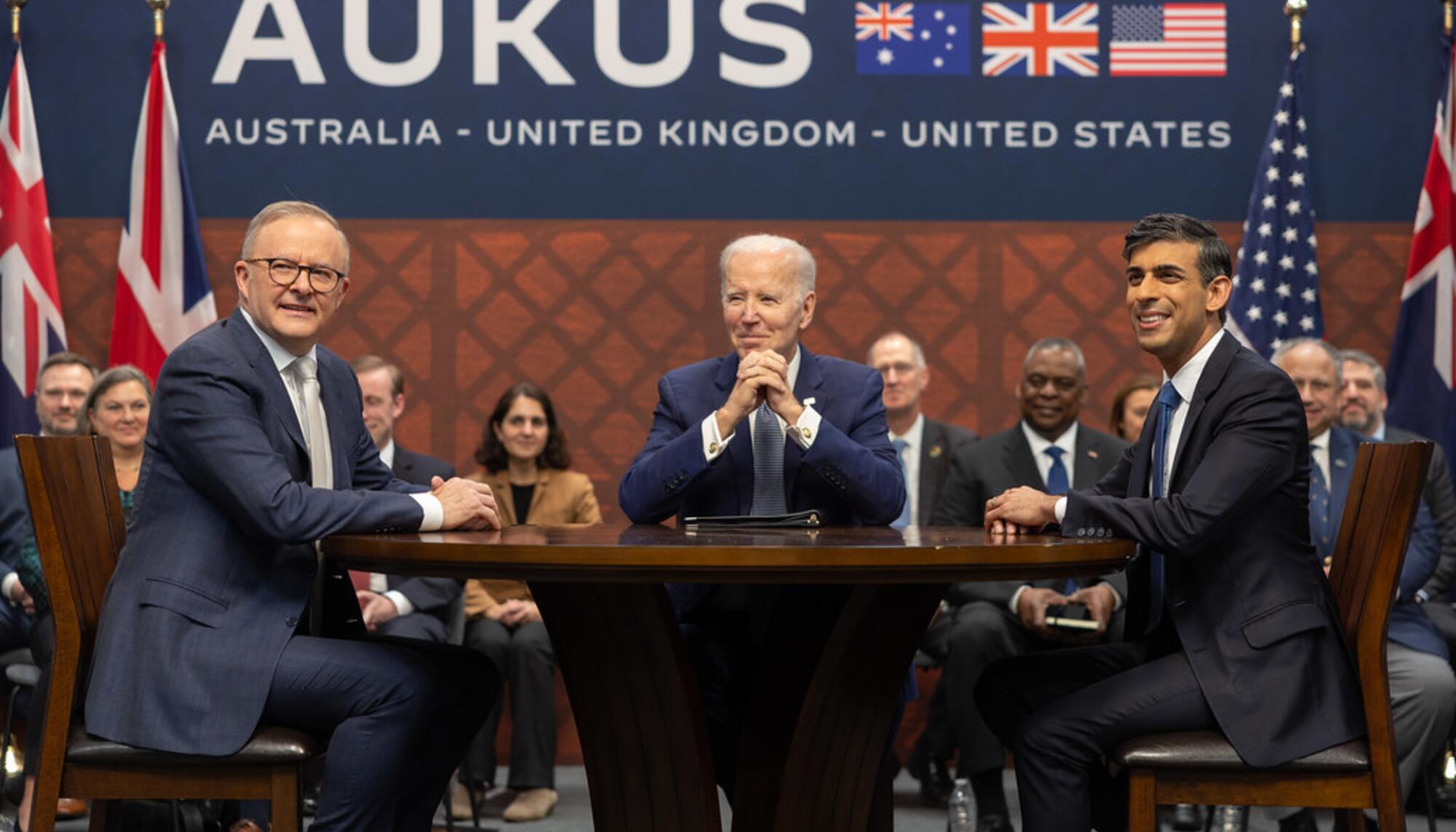 Anthony Albanese, Joe Biden y Rishi Sunak